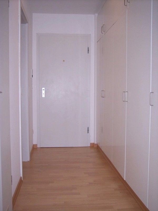 **VERMITTELT **  Lichtdurchflutete 3,5 Zimmer- Wohnung mit 2 sonnigen Loggien