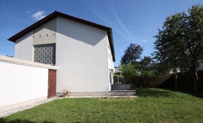Gute Lage - sonnig u. hell + 31 m² Hobbyraum