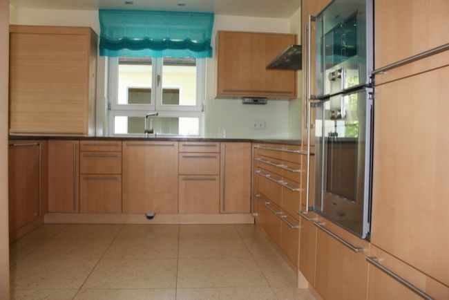 Gräfelfing: Moderne Luxus-High-Tech-Feng-Shui-Villa