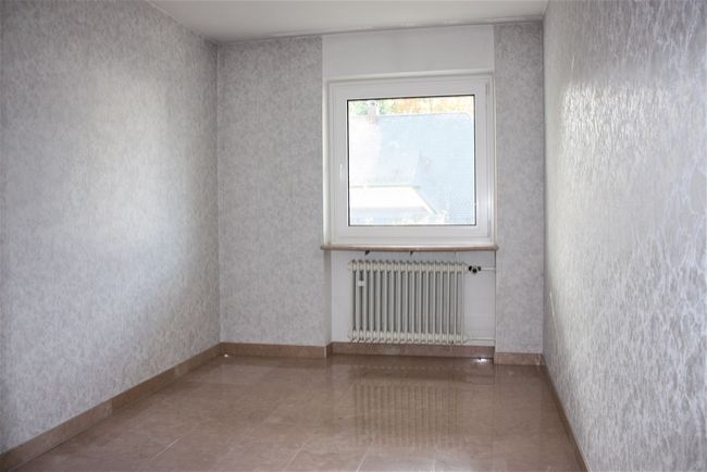 **VERMITTELT ** Helle u. familienfreundliche DHH in sehr guter Lage