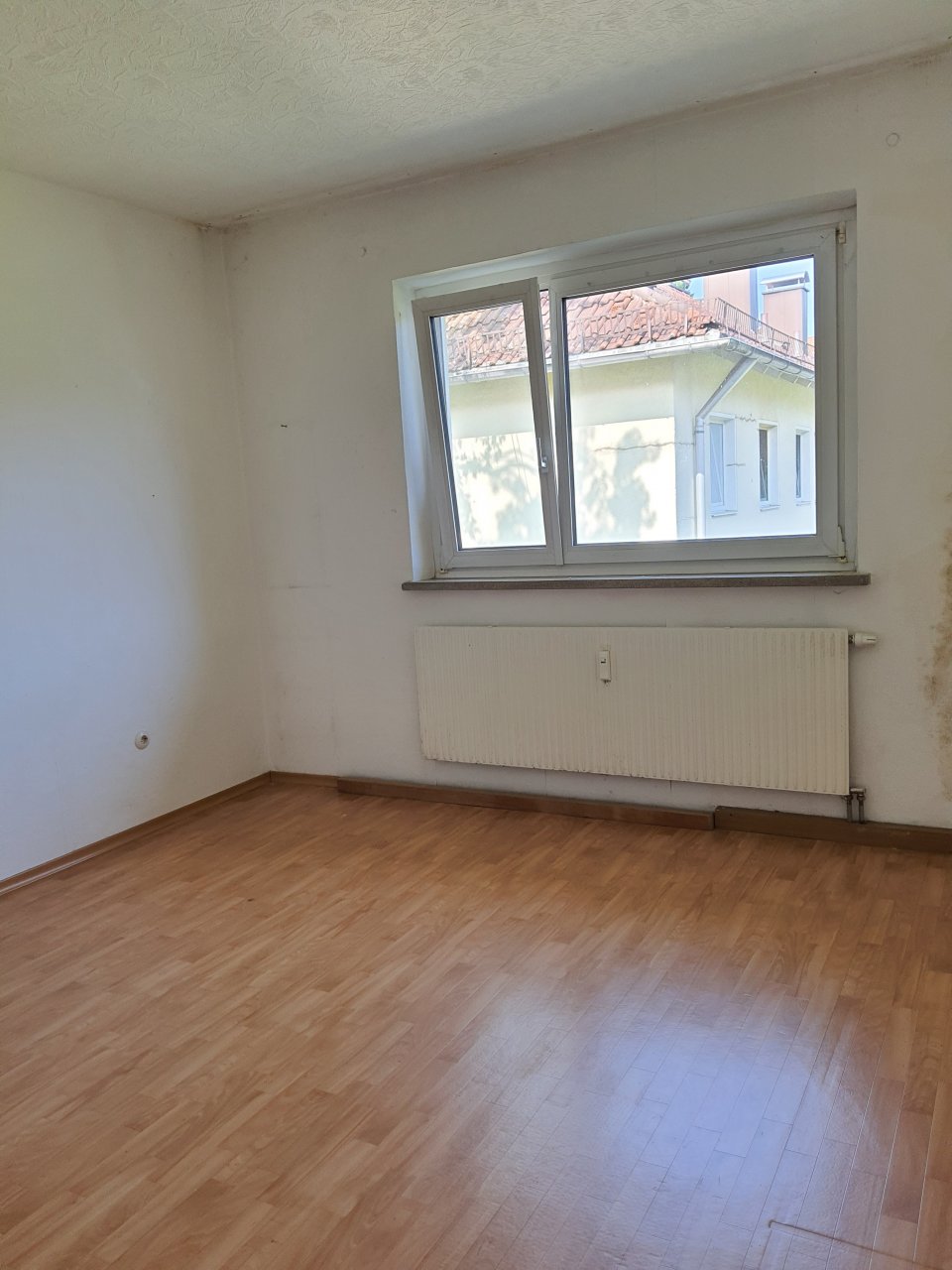 vermittelt - 9 Gehminuten vom Flaucher, schöne Wohnung in bester Lage
