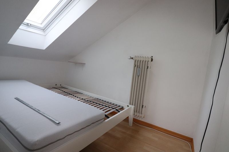 **VERMITTELT ** Kuscheliges Single zu Hause unterm Dach