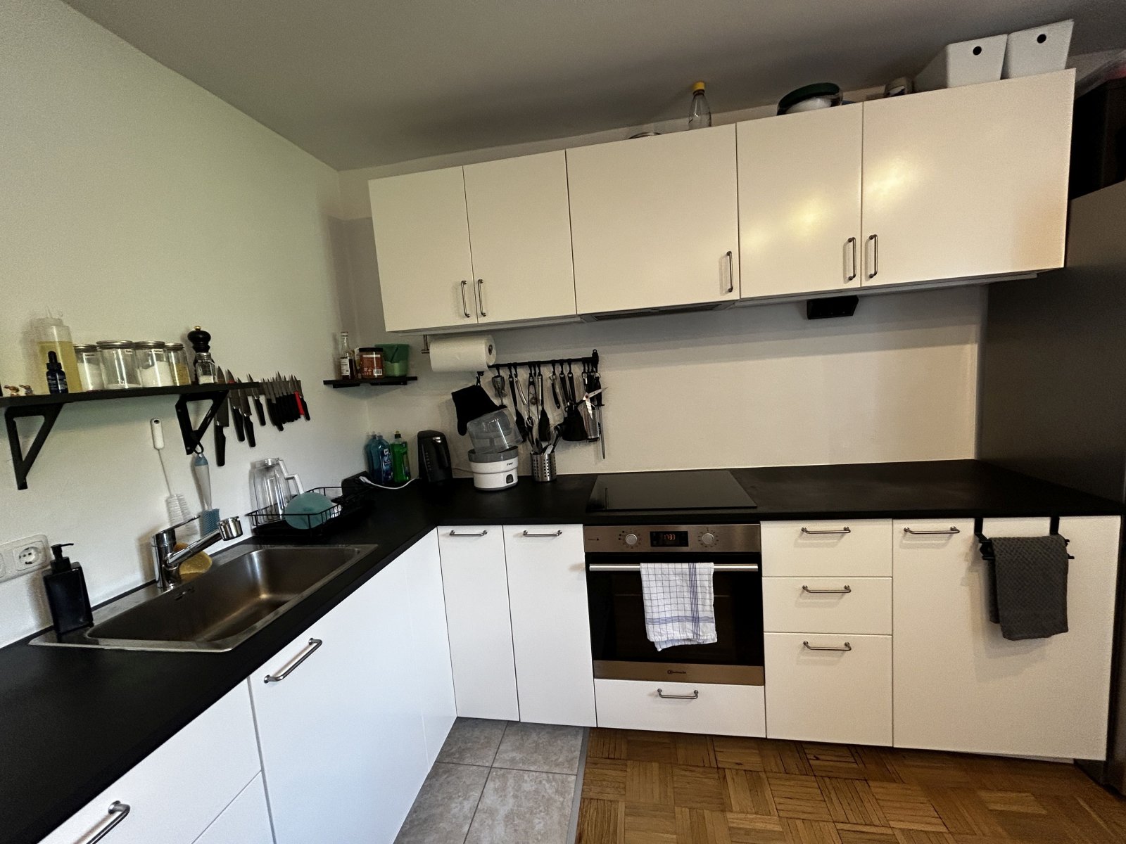 ***VERMITTELT*** gemütliche Wohnung mit Altbauflair sucht Single